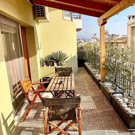 Viverefelix - Modus Operandi Apartment *